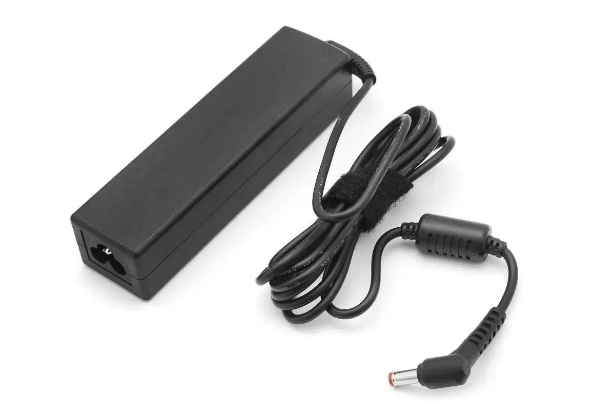 modèle chargeur ordinateur